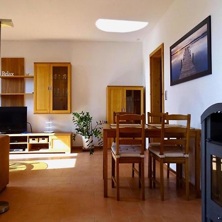 Farmstay Neuendorfkrug, Luetow Lutow Esterno foto