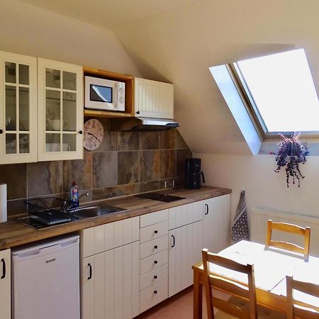 Farmstay Neuendorfkrug, Luetow Lutow Esterno foto