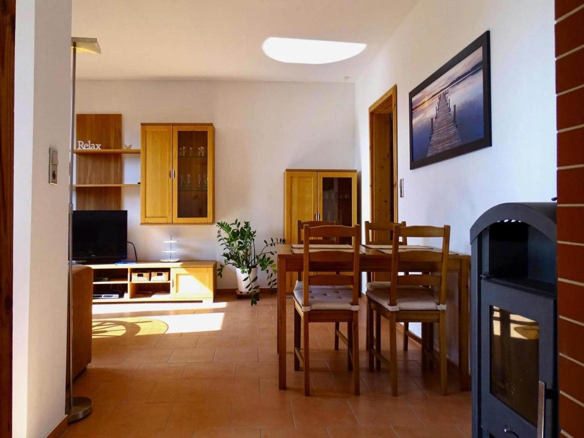 Farmstay Neuendorfkrug, Luetow Lutow Esterno foto