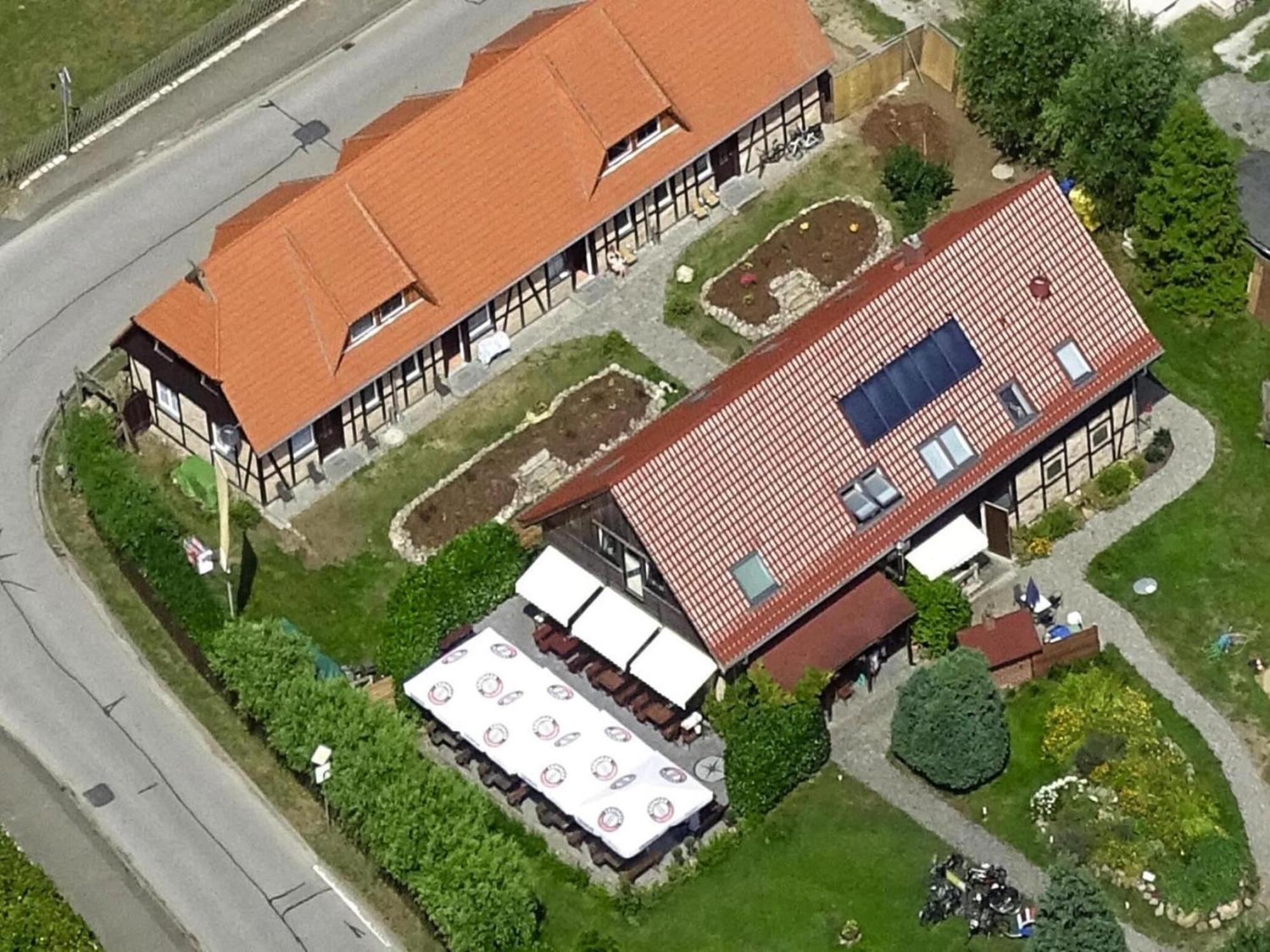 Farmstay Neuendorfkrug, Luetow Lutow Esterno foto